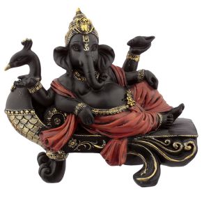 Ganesh Figurin på Påfågelbänk